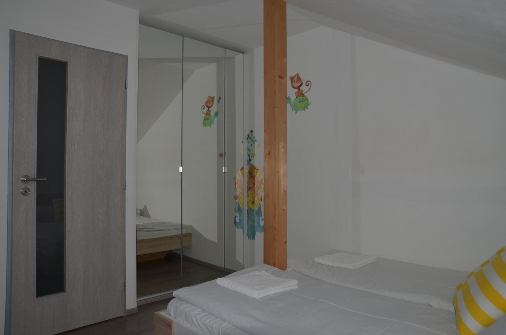 Apartmany Marco Polo Lednice Exterior photo